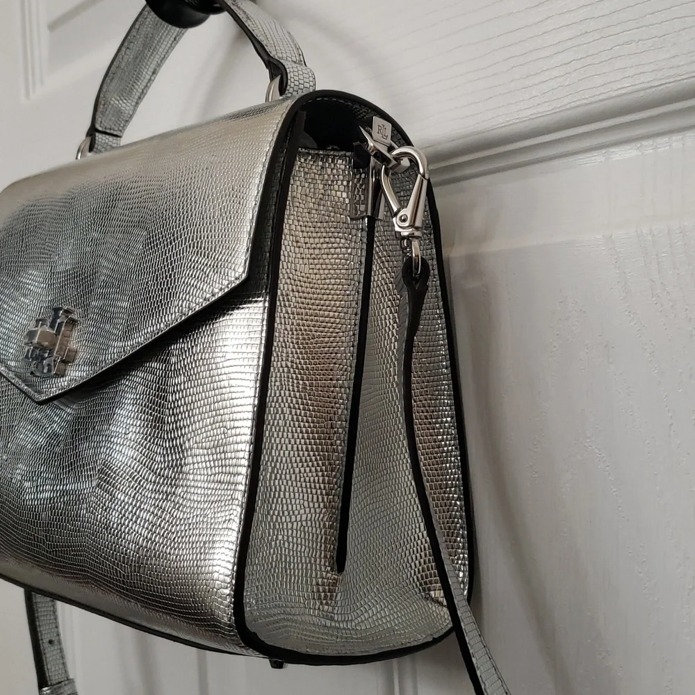 Lauren Ralph LaurenSilver Satchel with Structured Shape and Flap Closure.‎ (B1)